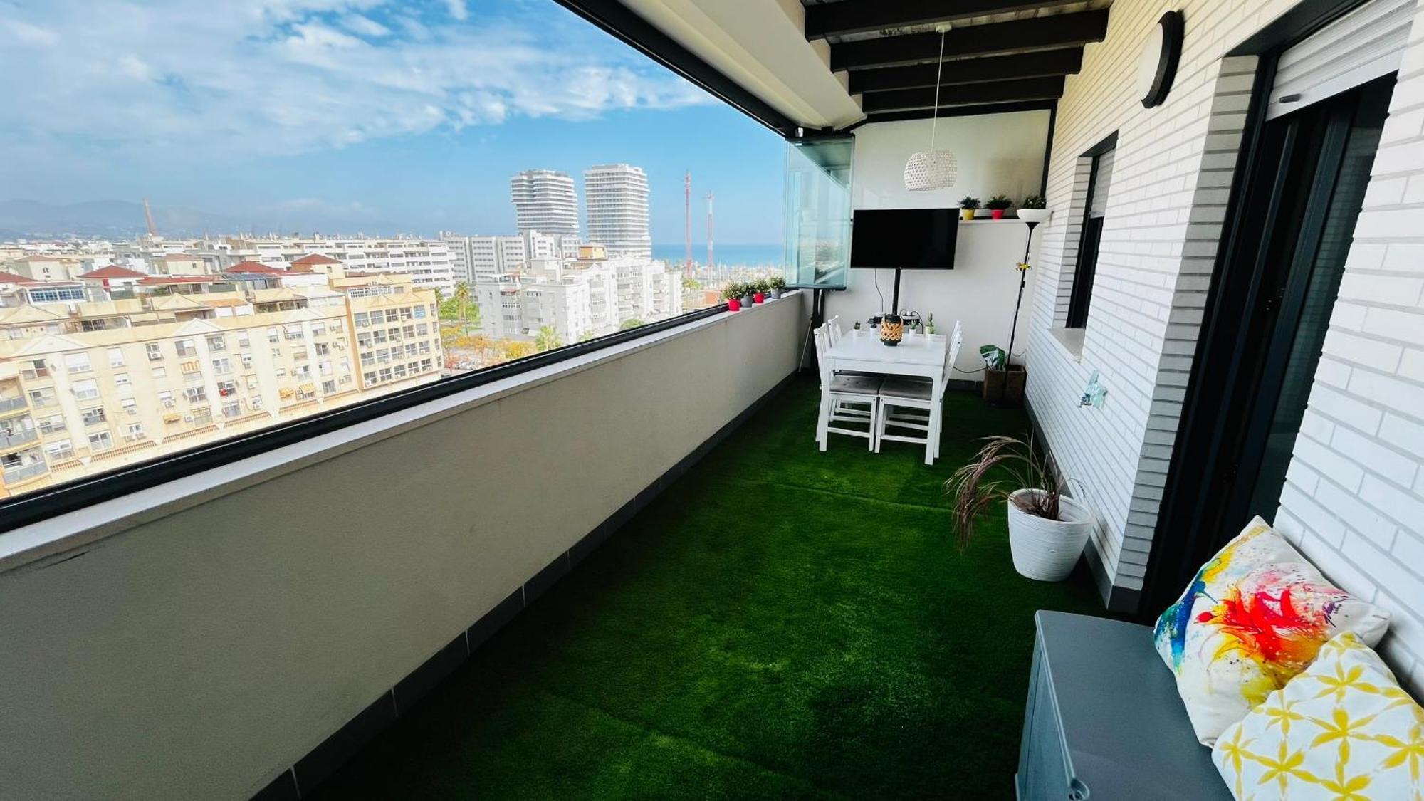 Апартаменты Atico Con Piscina Y Vistas Al Mar Habitat Litoral Малага Экстерьер фото