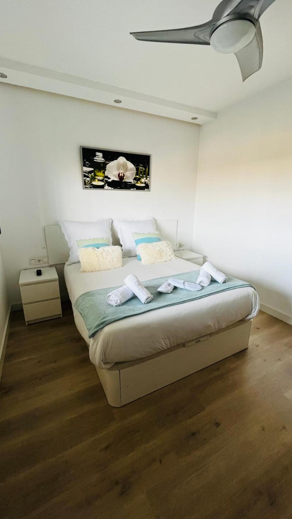 Апартаменты Atico Con Piscina Y Vistas Al Mar Habitat Litoral Малага Экстерьер фото